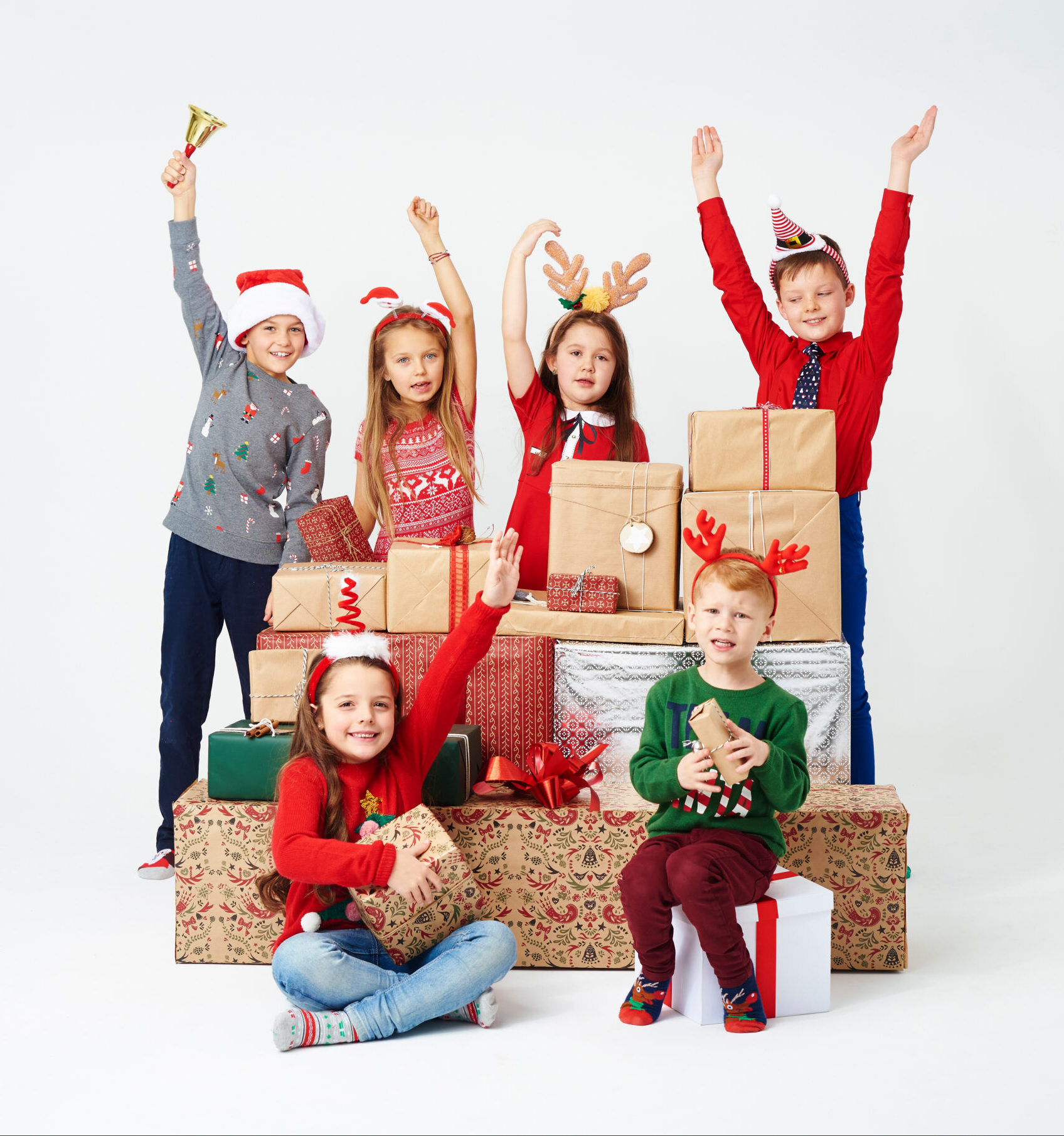 picture of kids with gifts